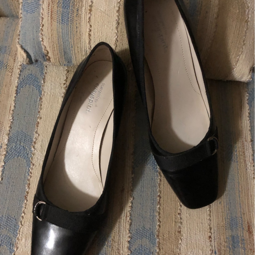 Easy Spirit Black Pumps Size 6 1/2 M